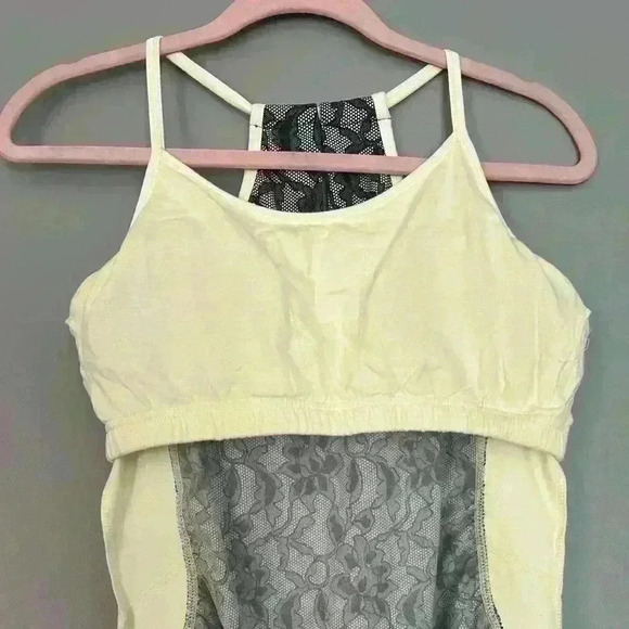 Cynthia Rowley Activewear, Workout, Gym Tank Top (103) - Picture 8 of 11